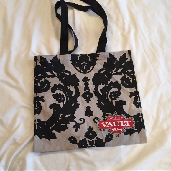 Disney Handbags - Disneyland Park Vault 28 Bag